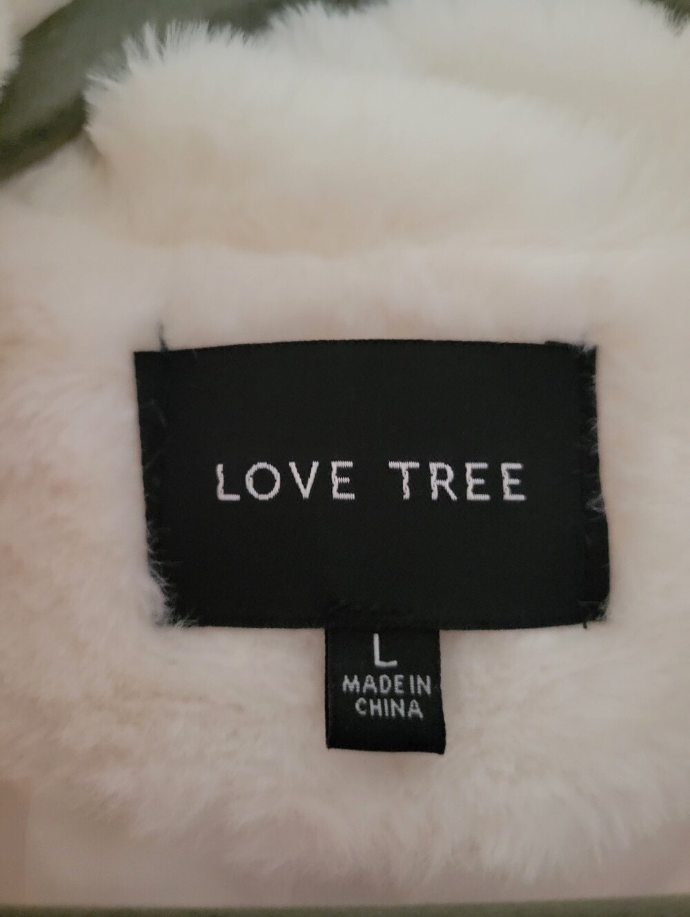 Love Tree Cream Plush Faux Fur Open-Front Wedding Jacket - Picture 3 of 5
